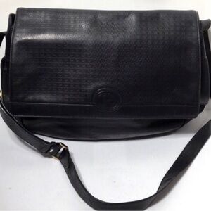 Gucci Black Leather Vintage Shoulder Messenger Bag.